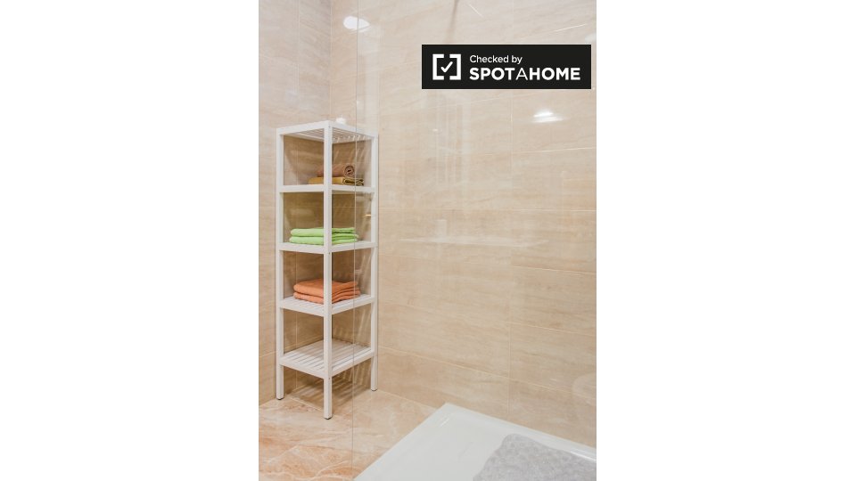 Double room Porto, 5 beds, 300m² — photo 14