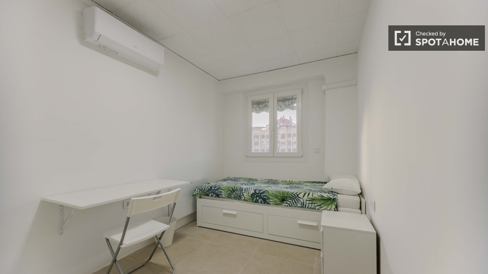Double room Valencia, 4 beds — photo 9