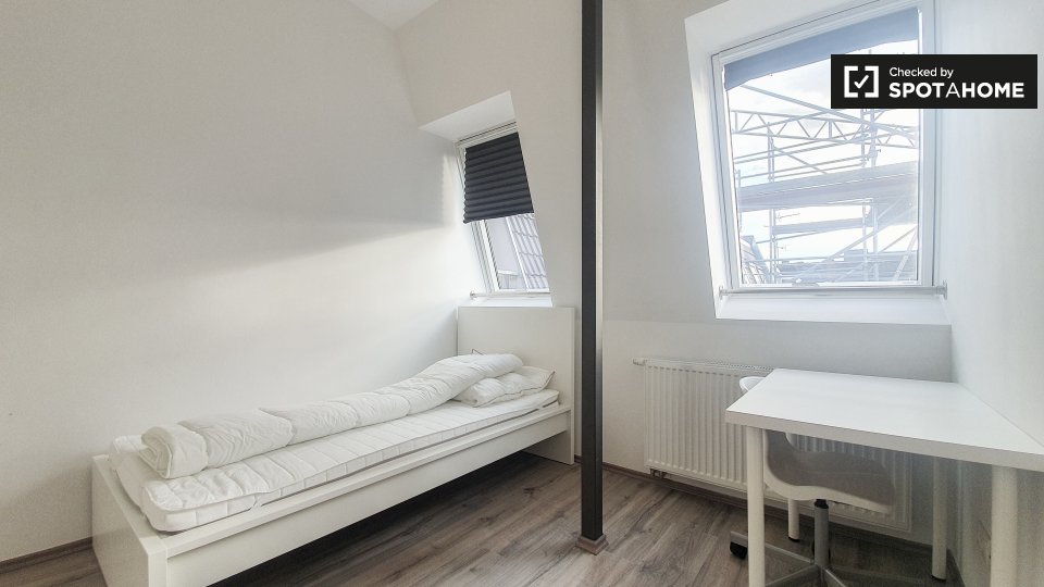 Double room Berlin, 6 beds — photo 3