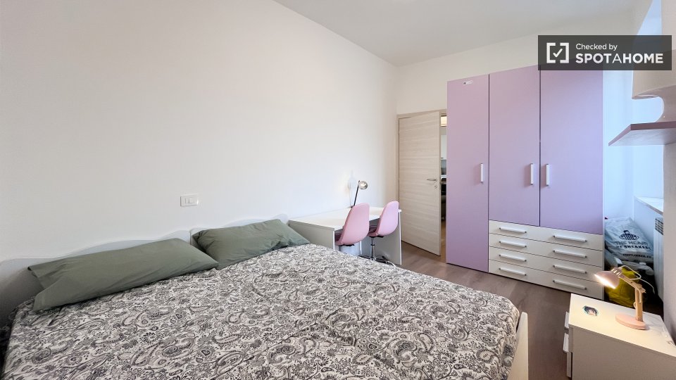 Double room Milan, 4 beds — photo 43