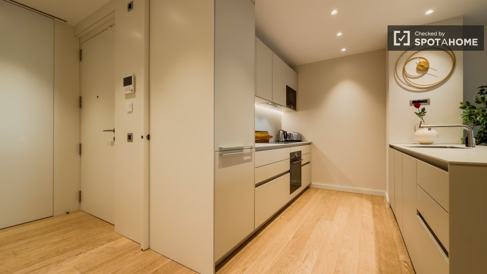 Apartment Barcelona, 2 beds — photo 2