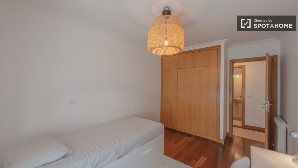 Apartment Porto, 2 beds, 74m² — photo 8