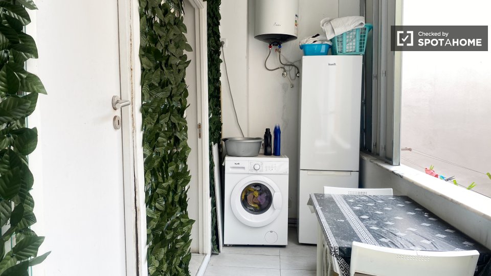 Double room Lisbon, 7 beds — photo 2