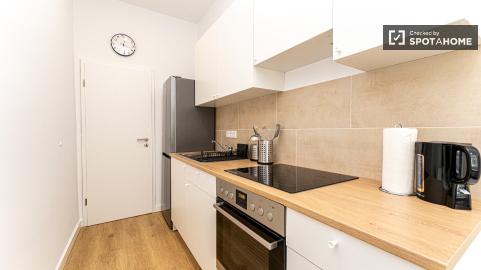 Double room Berlin, 4 beds, 59m² — photo 3