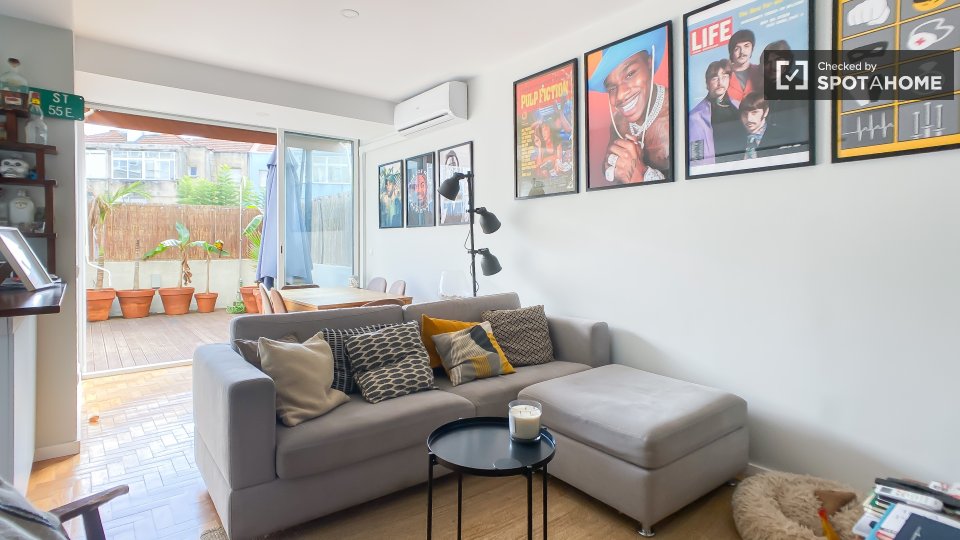 Apartment Lisbon, 2 beds, 77m² — photo 16