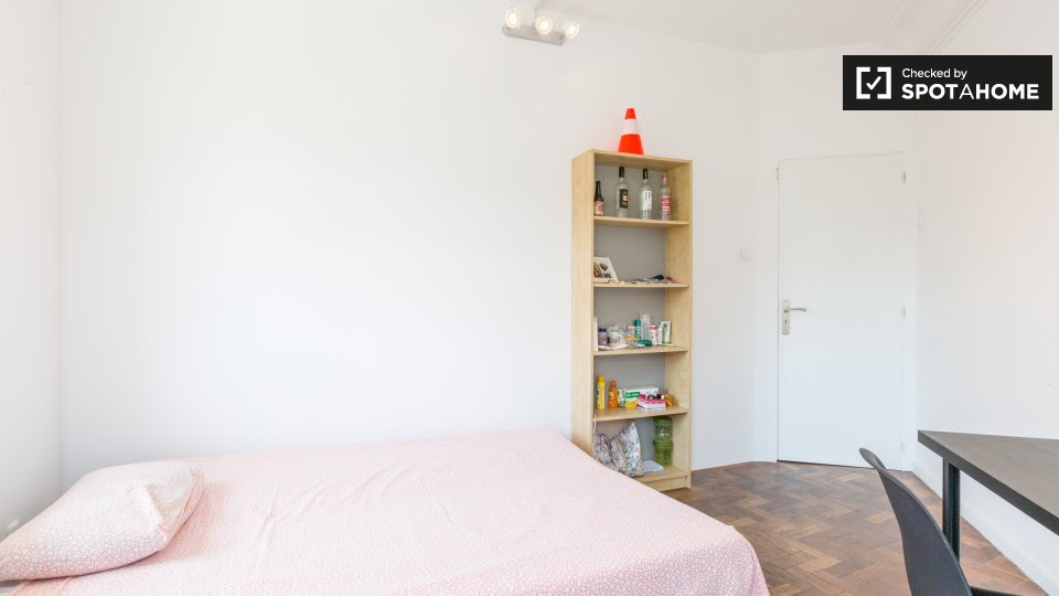 Double room Lisbon, 7 beds, 100m² — photo 1