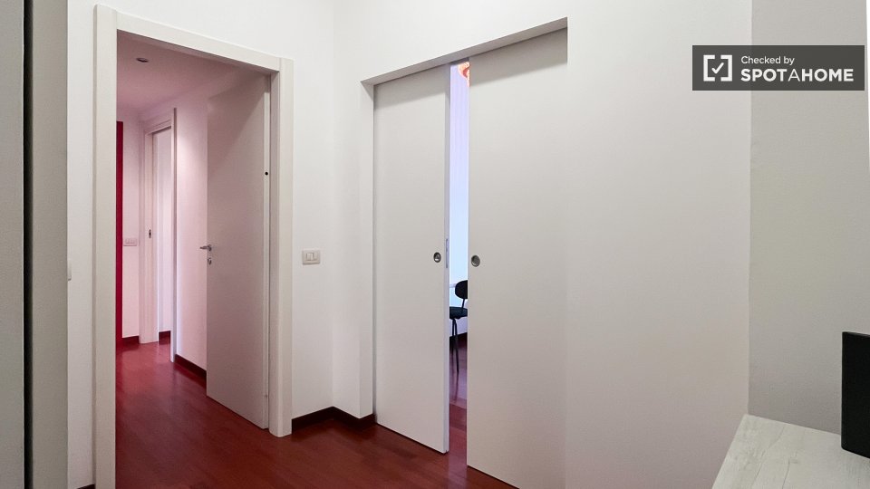 Double room Milan, 3 beds — photo 3