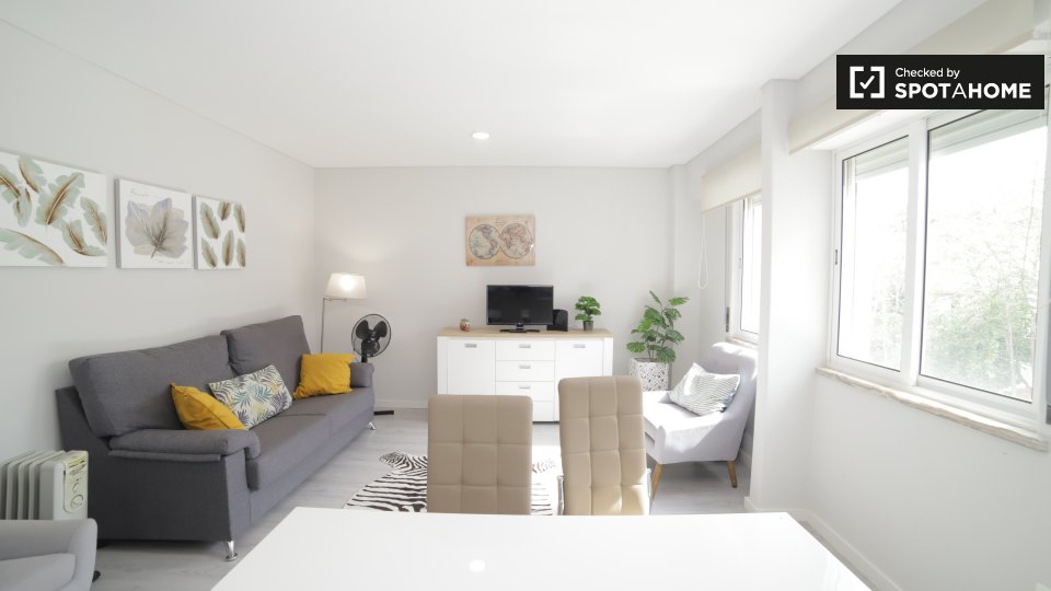 Apartment Lisbon, 1 bed, 200m² — photo 8