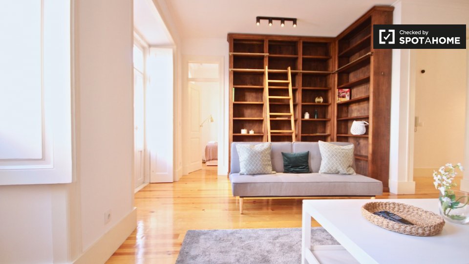 Apartment Lisbon, 2 beds, 75m² — photo 7