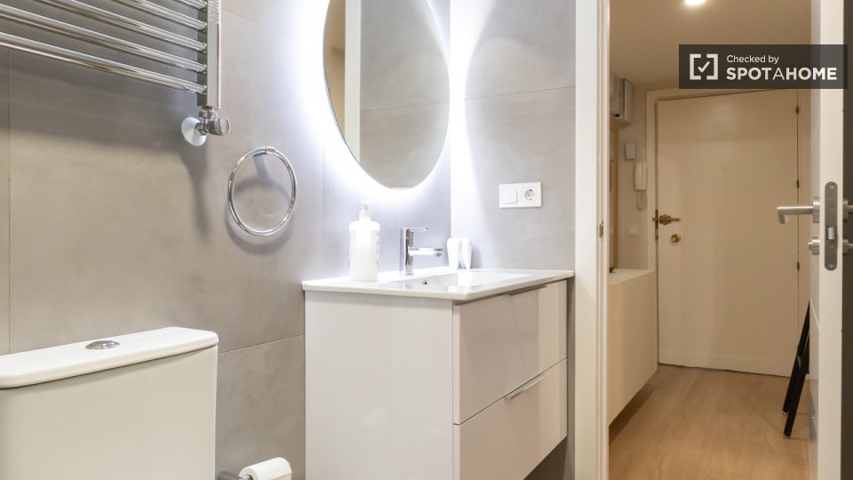 Apartment Madrid, 1 bed, 65m² — photo 8