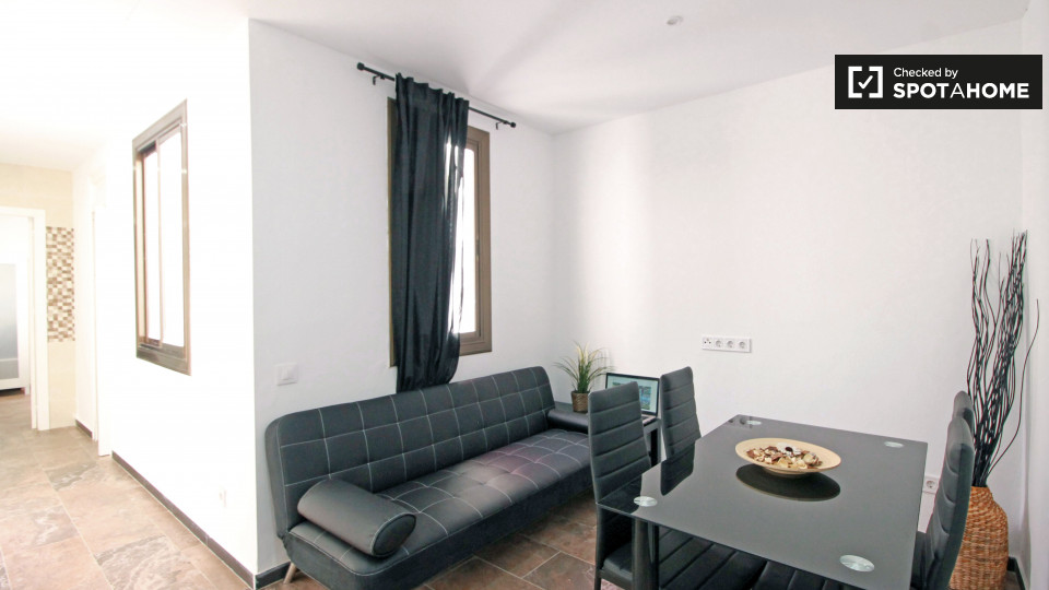 Elegant apartment for rent in Poble Sec, Barcelona 1 bedroom - a Barcellona