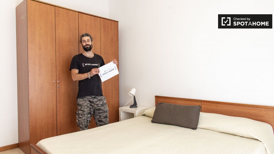 Rooms for rent in residence hall in Pigneto, Rome - a Roma