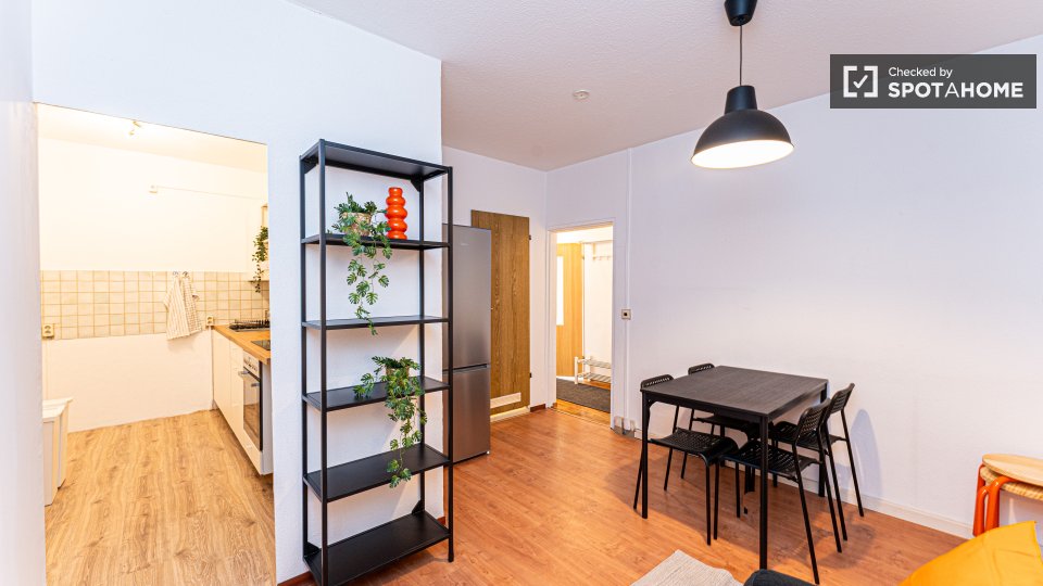 Double room Berlin, 7 beds, 115m² — photo 16