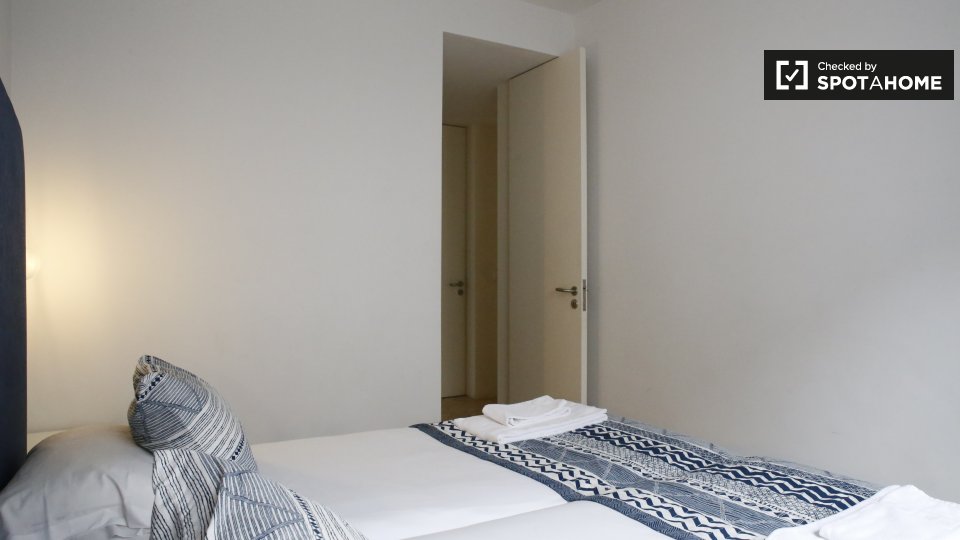 Apartment Lisbon, 3 beds, 100m² — photo 16