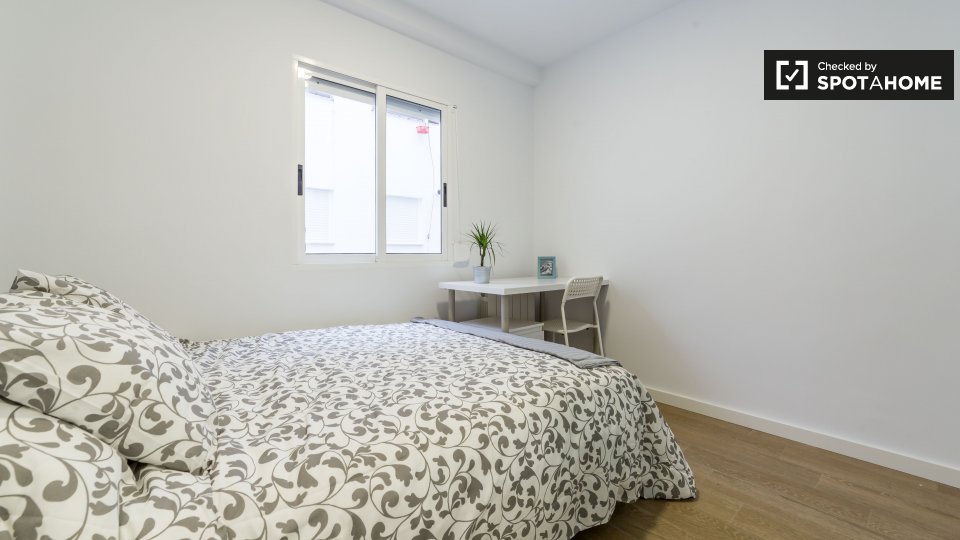Double room Valencia, 5 beds — photo 2