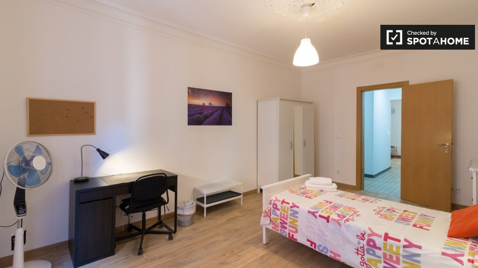 Double room Barcelona, 4 beds, 130m² — photo 3