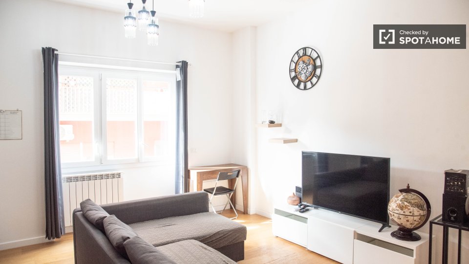 Apartment Rome, 1 bed — photo 9