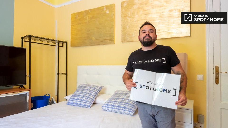 Double room Madrid, 6 beds, 300m² — photo 1