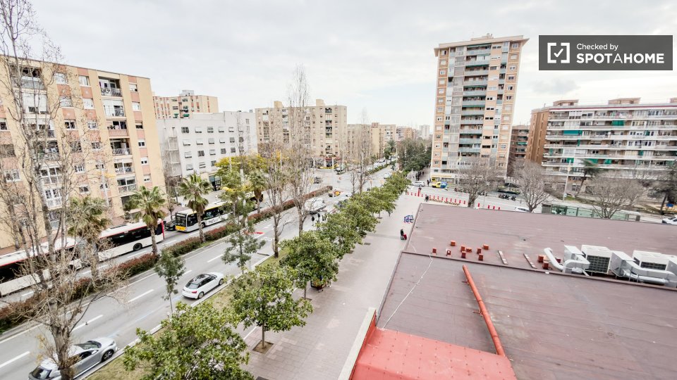 Double room Barcelona, 4 beds — photo 19