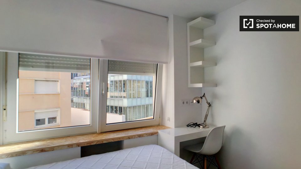 Double room Madrid, 6 beds — photo 4