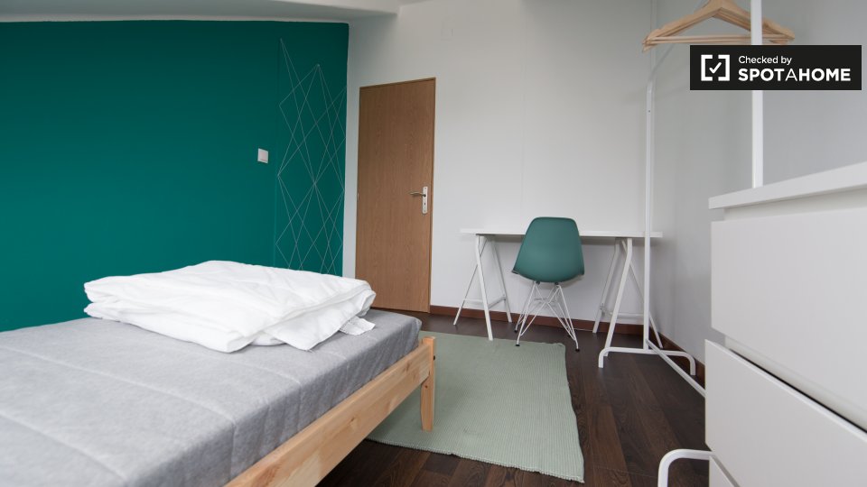 Double room Lisbon, 6 beds, 100m² — photo 3