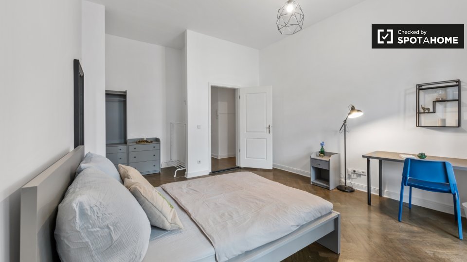 Double room Berlin, 9 beds, 227m² — photo 3