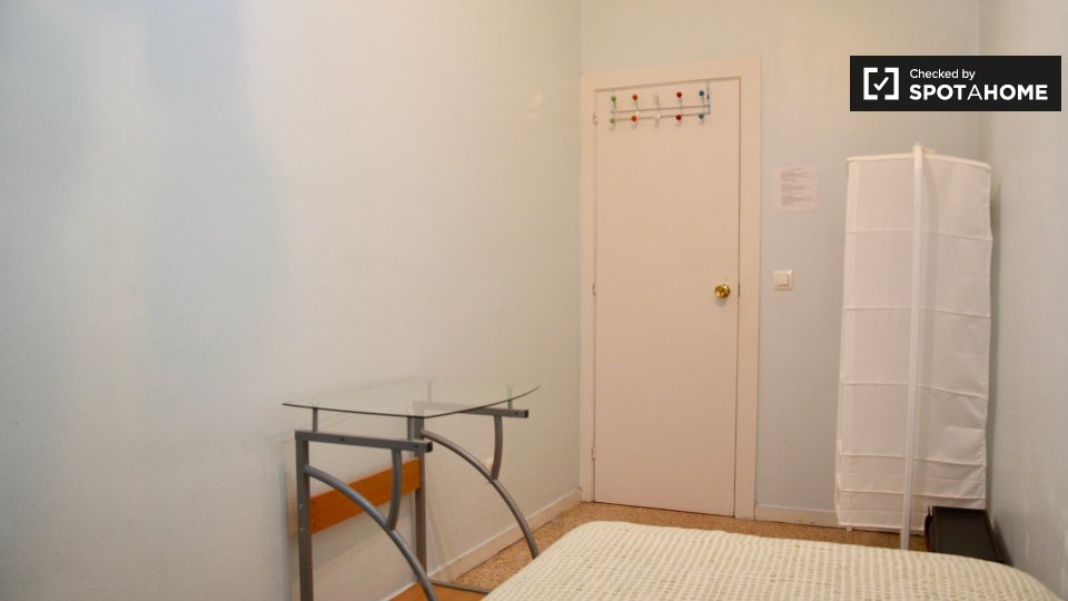 Double room Barcelona, 4 beds, 100m² — photo 2