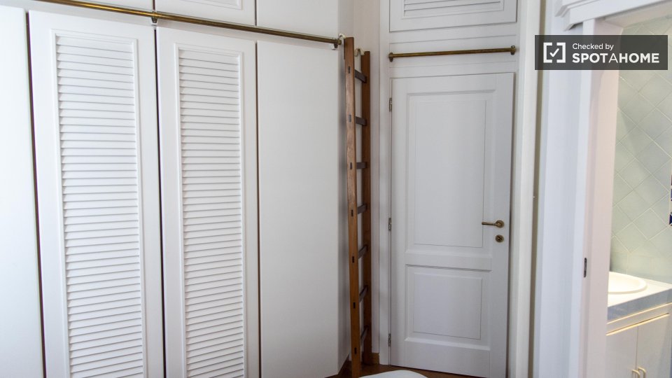 Apartment Rome, 2 beds — photo 18