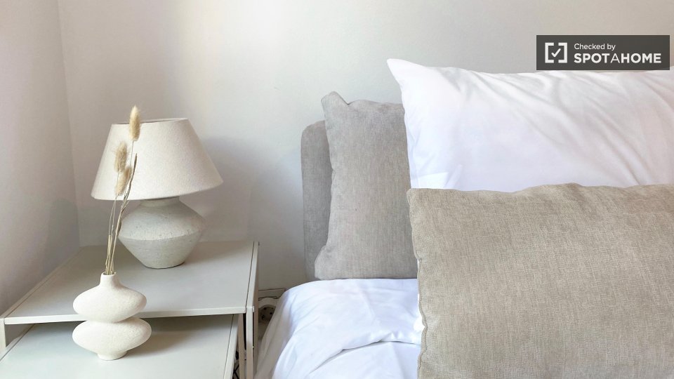 Apartment Lisbon, 2 beds — photo 52