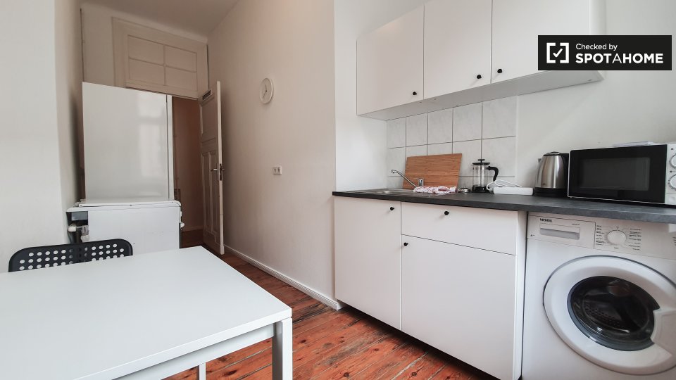 Double room Berlin, 3 beds — photo 17