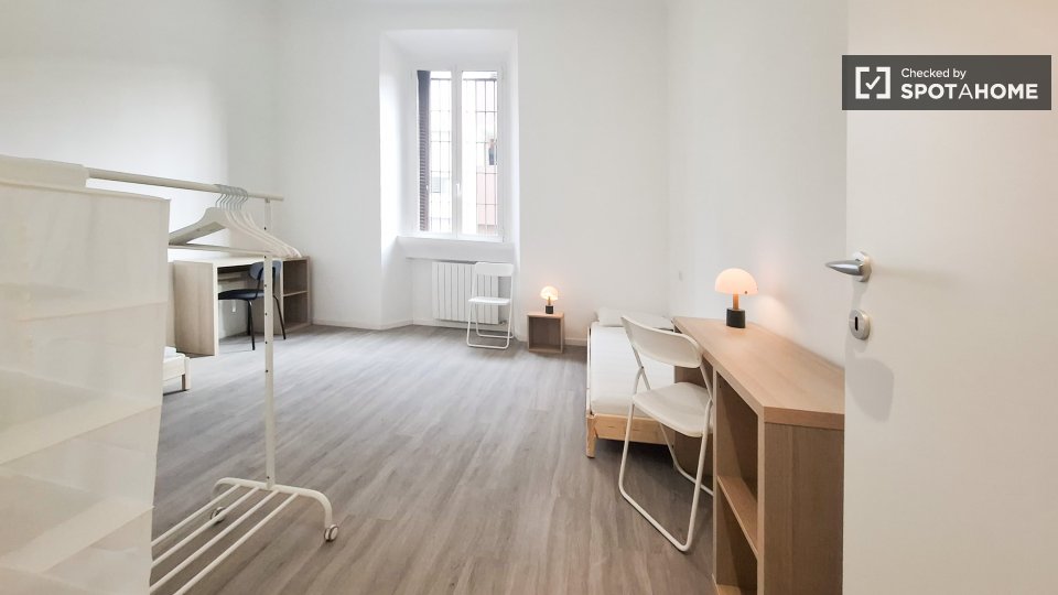 Double room Milan, 3 beds, 70m² — photo 46