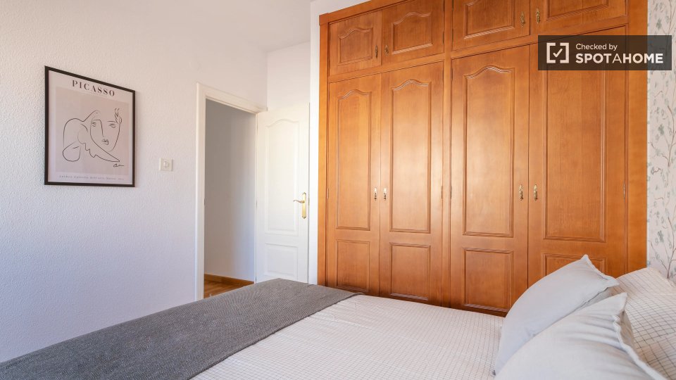 Double room Alicante, 4 beds — photo 8
