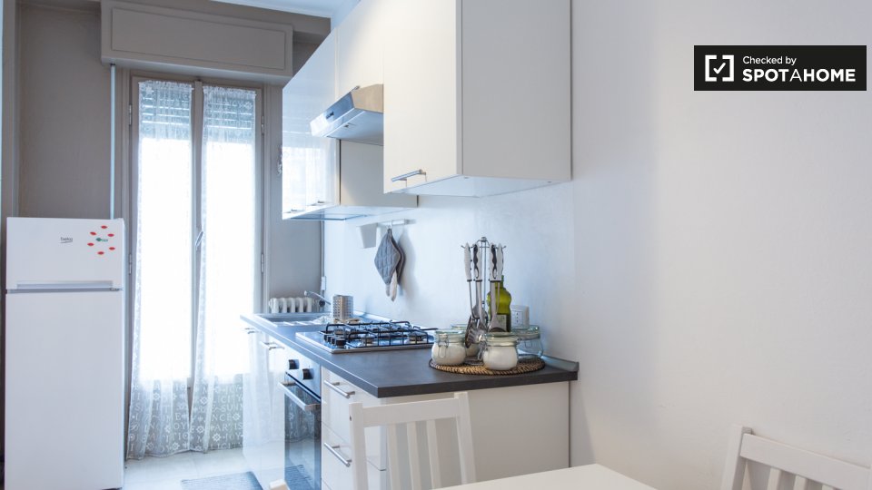 Double room Milan, 2 beds, 70m² — photo 6
