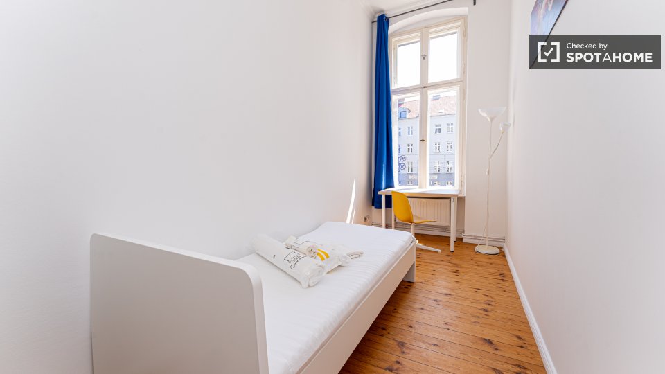 Double room Berlin, 2 beds — photo 4