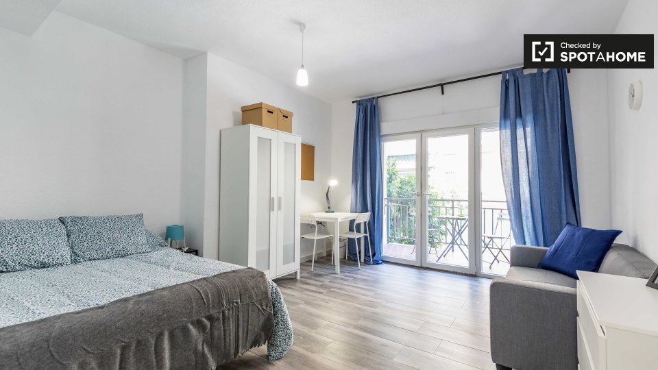 Double room Valencia, 5 beds — photo 17