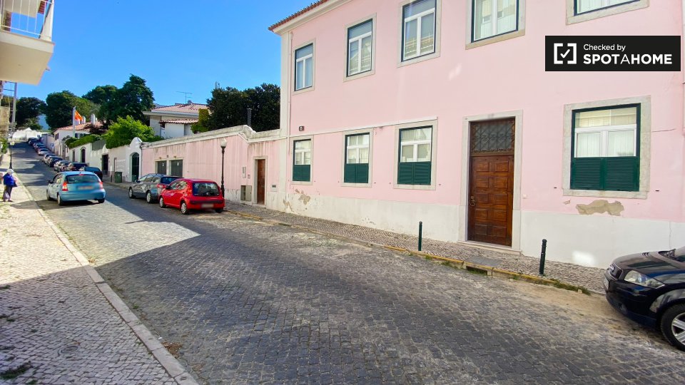 Double room Lisbon, 10 beds — photo 4