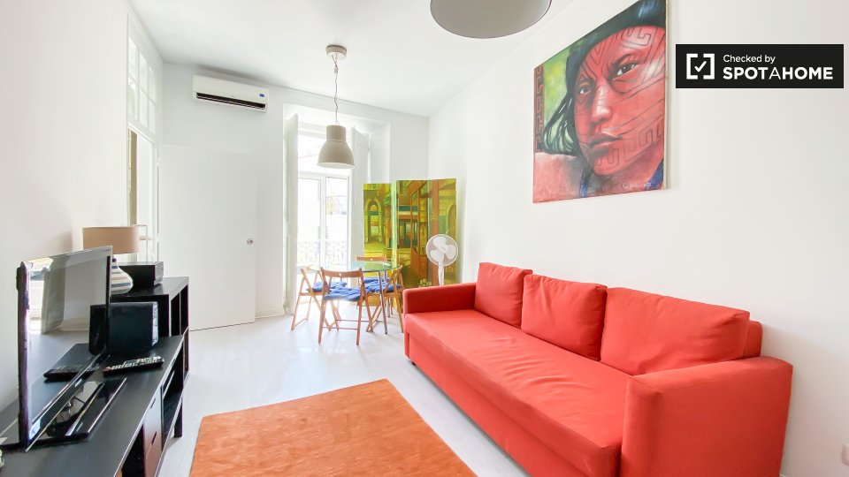 Apartment Lisbon, 1 bed — photo 2