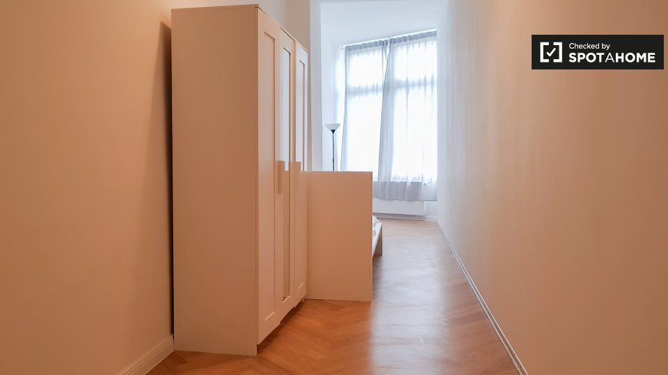 Double room Berlin, 6 beds — photo 2
