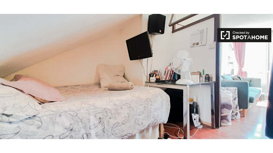 Double room London, 6 beds — photo 1