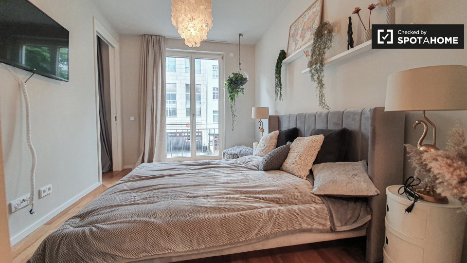 Apartment Berlin, 1 bed, 54m² — photo 10