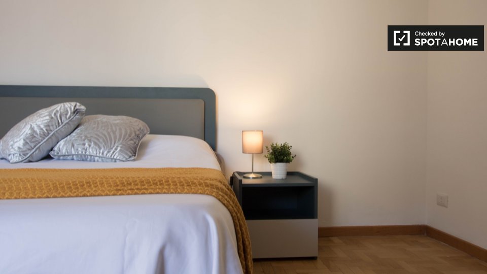 Double room Milan, 2 beds, 70m² — photo 5