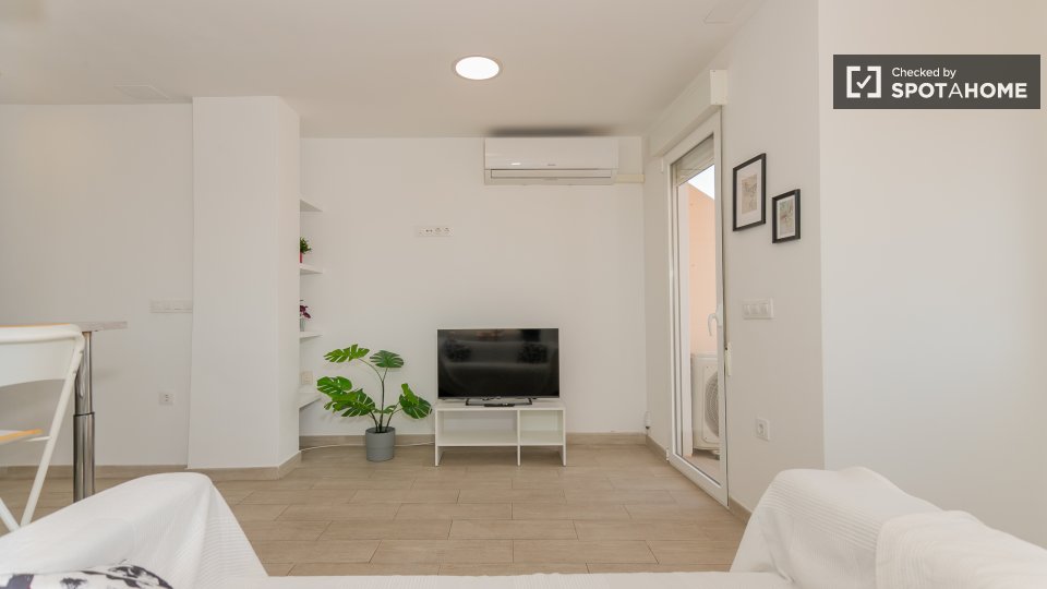 Apartment Valencia, 2 beds, 75m² — photo 9