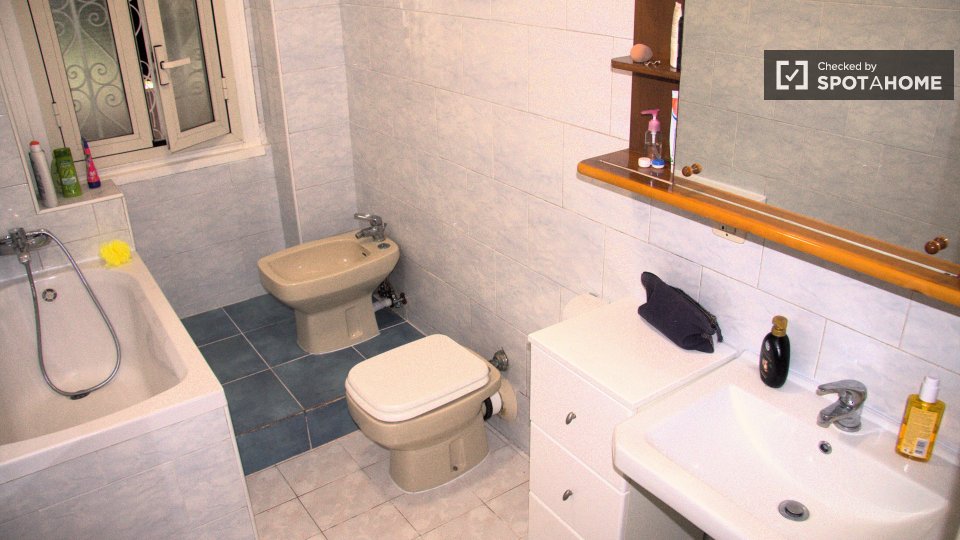 Double room Rome, 5 beds — photo 8