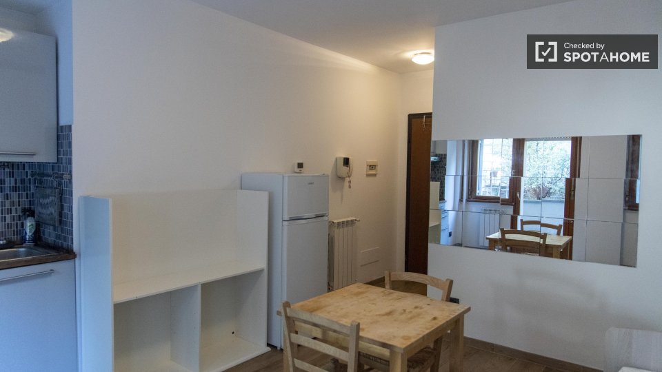 Apartment mono Rome — photo 1