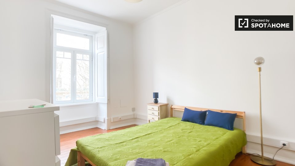Double room Lisbon, 7 beds, 150m² — photo 1