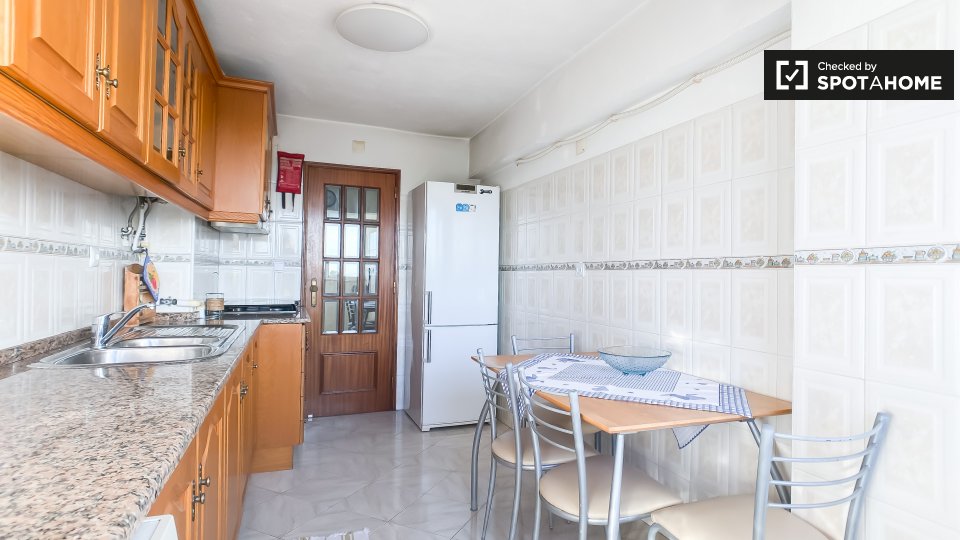 Apartment Lisbon, 2 beds, 70m² — photo 7
