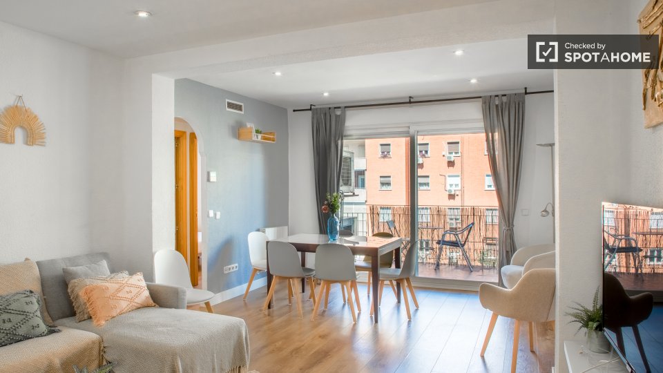 Apartment Madrid, 4 beds, 130m² — photo 8