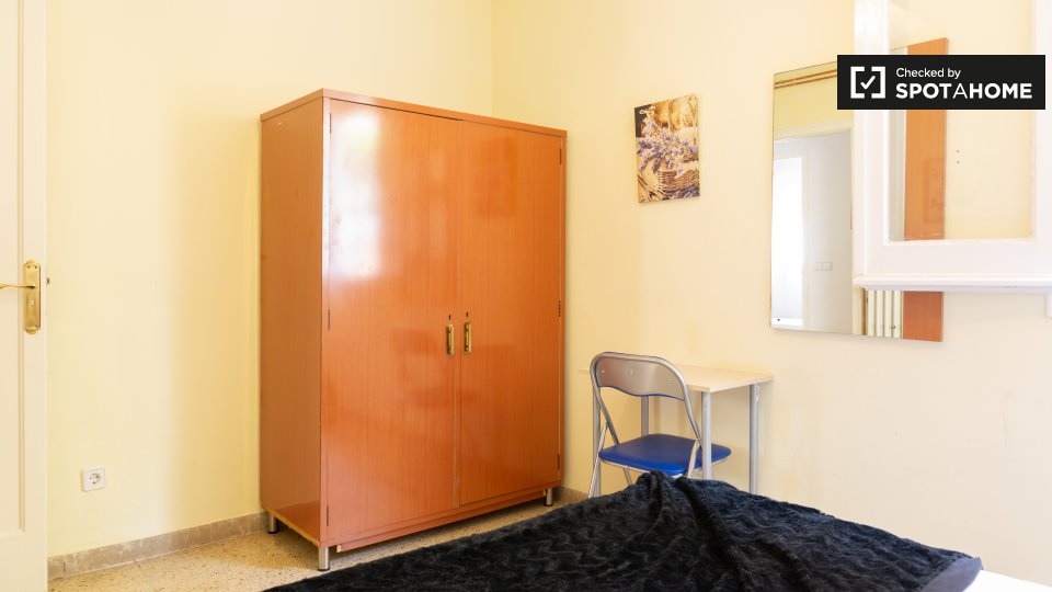 Double room Barcelona, 9 beds — photo 4