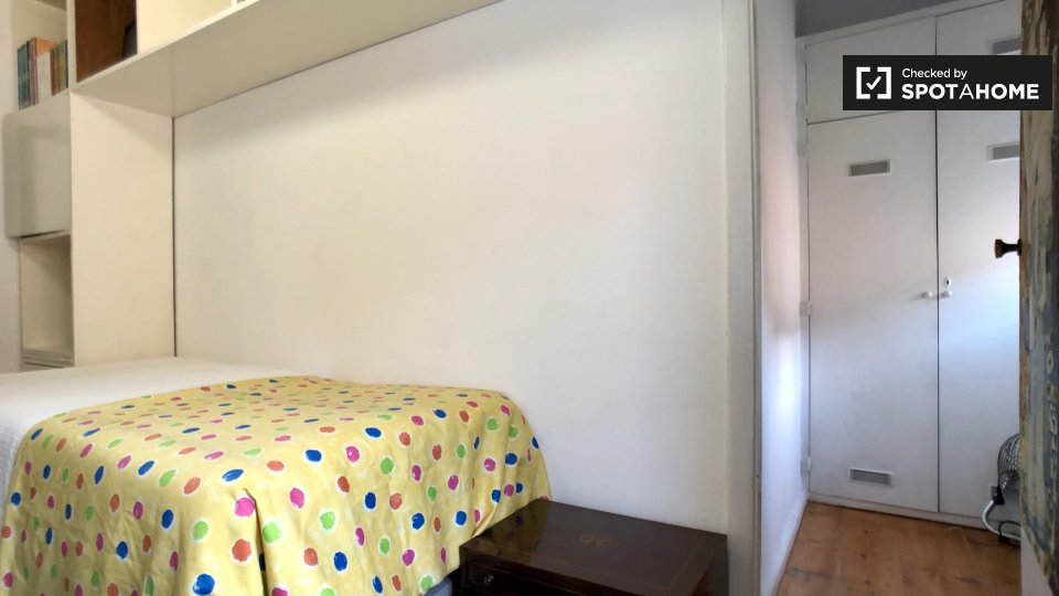 Double room Lisbon, 5 beds, 200m² — photo 4