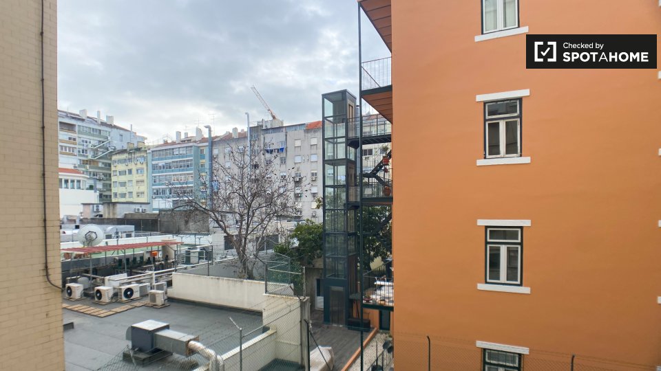 Double room Lisbon, 4 beds, 240m² — photo 5